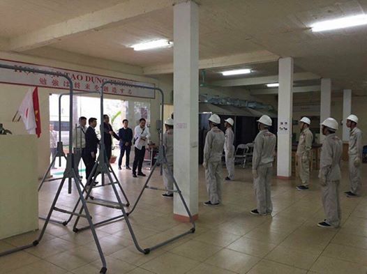 Công ty xuất khẩu lao động Thành Đô tuyển 2 nam đơn hàng xây dựng tổng hợp